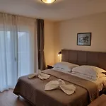 Daniela 3* Бол