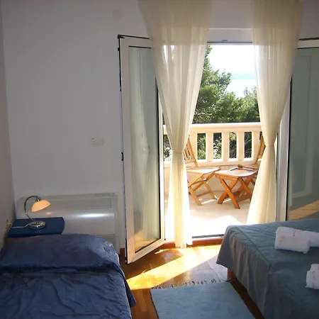 Daniela Hotel