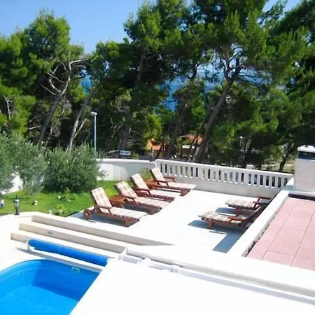 Otel Daniela Bol
