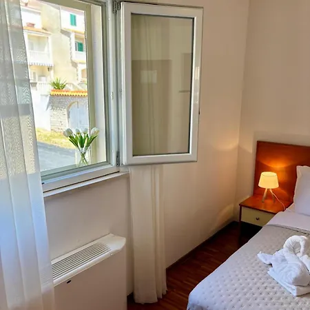 Daniela فندق بول