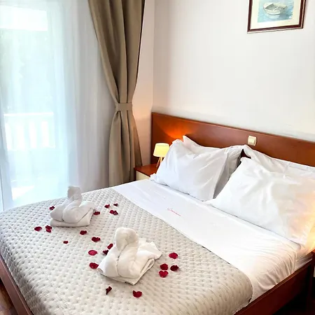 Otel Daniela Bol