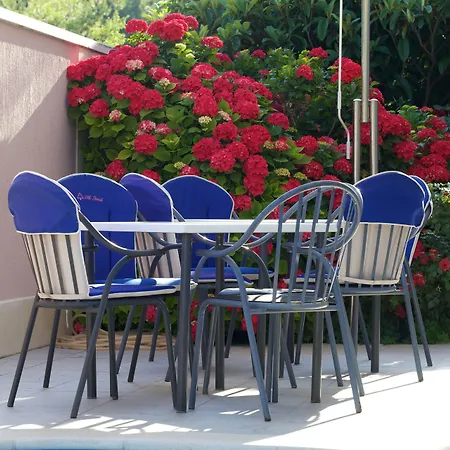 Otel Daniela 3*