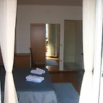 Daniela 3*